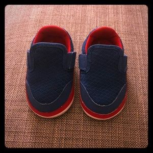 EUC. Skechers baby shoes